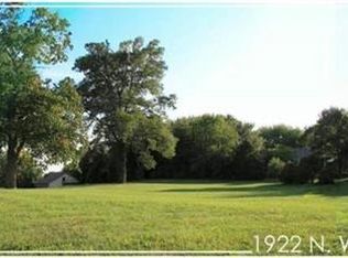 1922 N Woodbine Rd, Saint Joseph, MO 64506