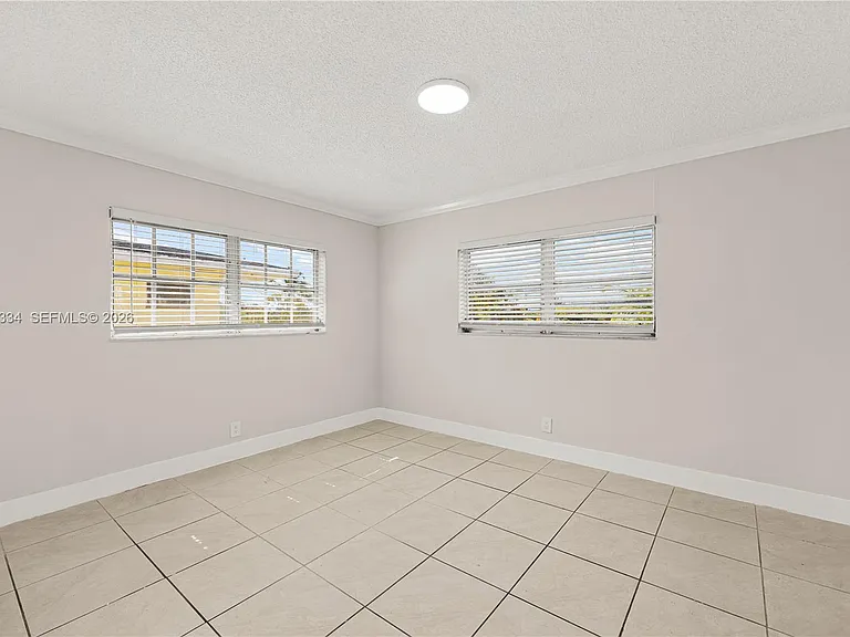 5420 Hollywood Blvd #203 — Photo 17