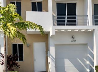 10253 NW 72nd St, Doral, FL 33178