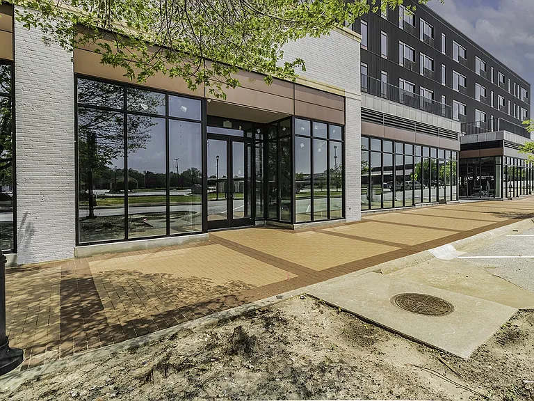 202 Railside — Photo 27