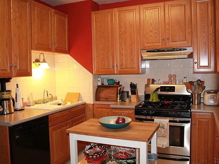 2312 Girard Ave S #3 — Photo 7