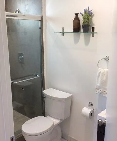 1360 Meadowbrook Ave — Photo 12