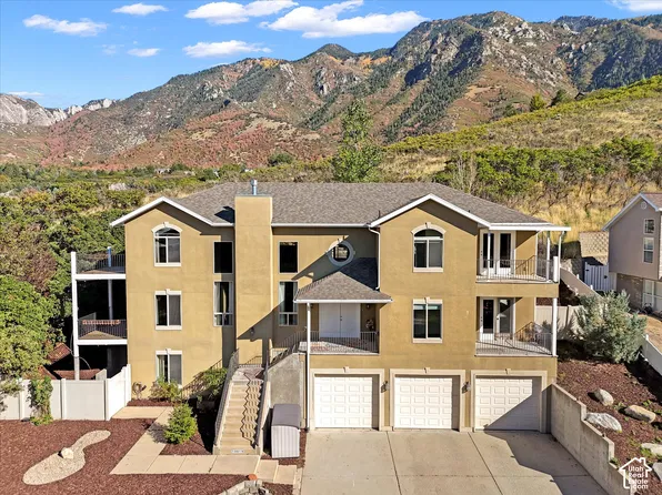 10819 S Lostwood Dr E, Sandy, UT 84092