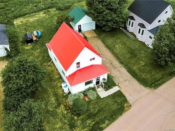 10 Kirk St, Sackville, NB E4L 3E6