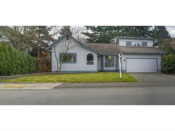 11627 SE 221st St photo 1