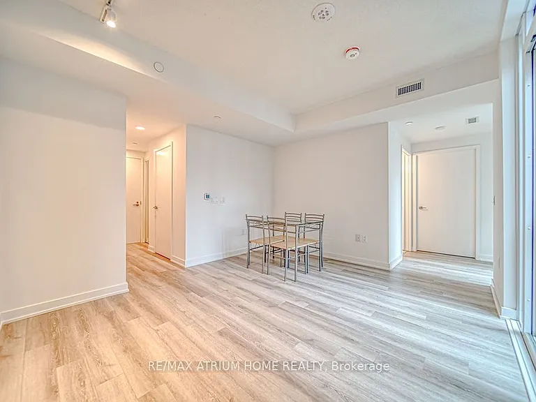 238 Simcoe St #2003 — Photo 11