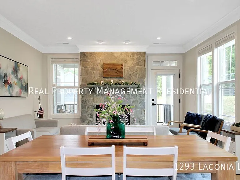 1293 Laconia Ln — Photo 3