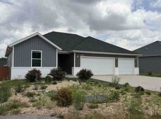 1459 E Habersham St, Republic, MO 65738