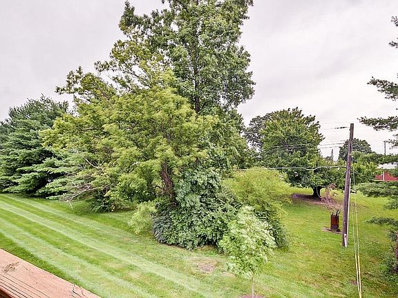 4th image of 5375 Bay Harbor Dr