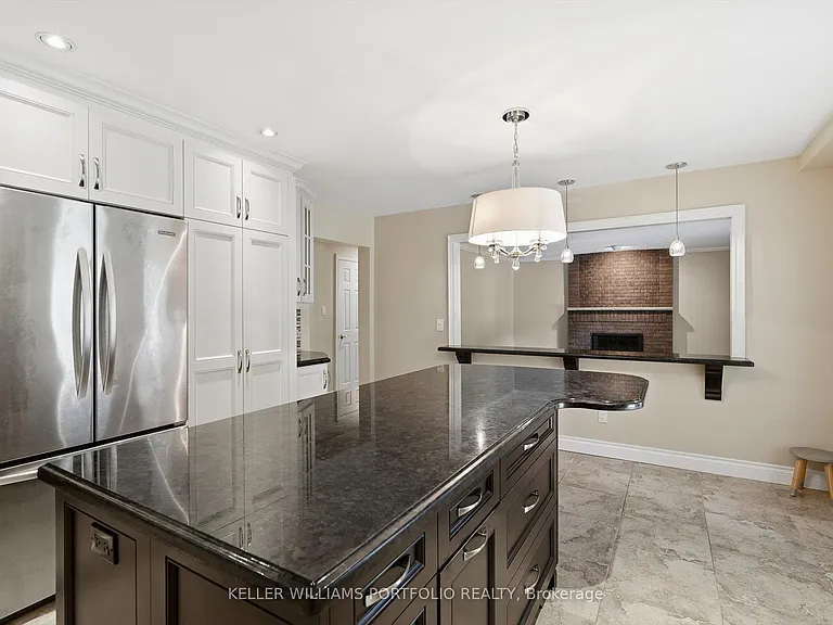 287 Royal Albert Ct — Photo 17