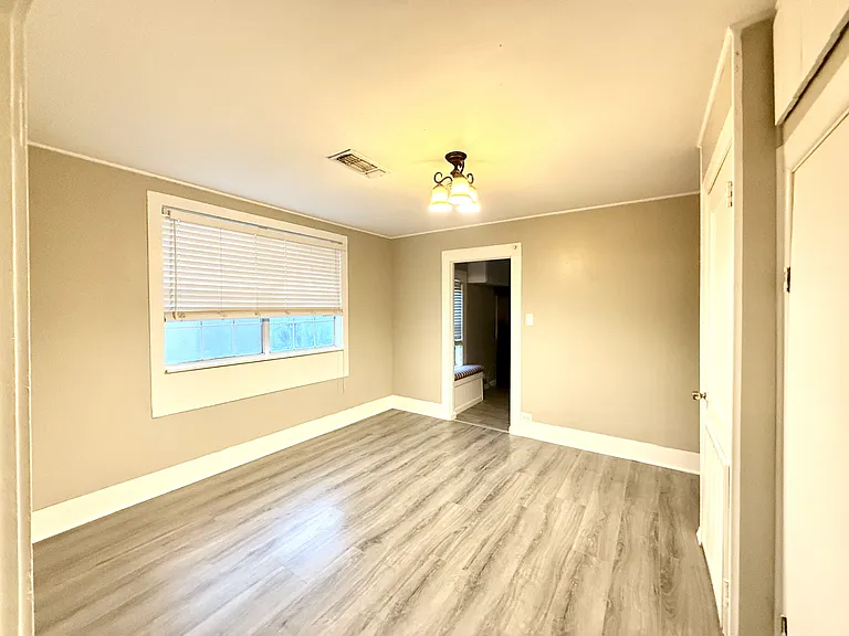 1010 C St NW — Photo 12