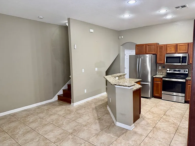 1808 E. Columbus Drive — Photo 12