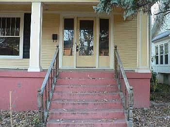 3rd image of 2107 Murray Ave