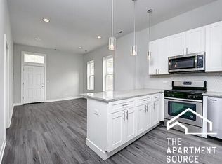 1462 W Erie St #1W, Chicago, IL 60642