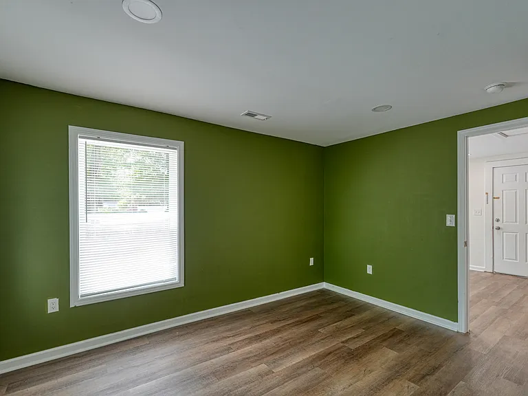 831 John B White Sr Blvd #C — Photo 12