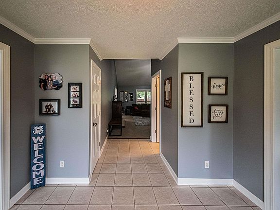 4th image of 320 Stonecreek Pl