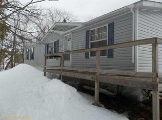 9 Willow St, Princeton, ME 04668