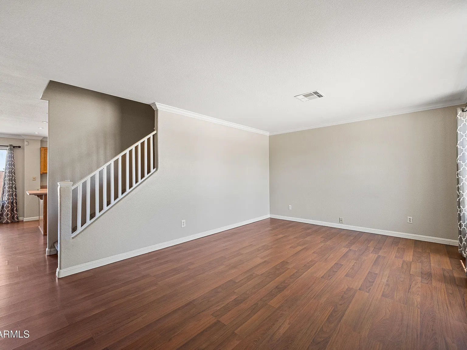 4 bed, 2.5 bath, 2200 sqft, $2,495 — Photo 2