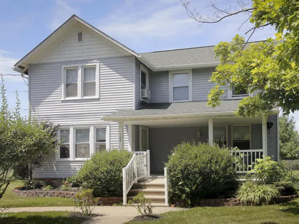 103 N Fountain St, Marshall, MI 49068