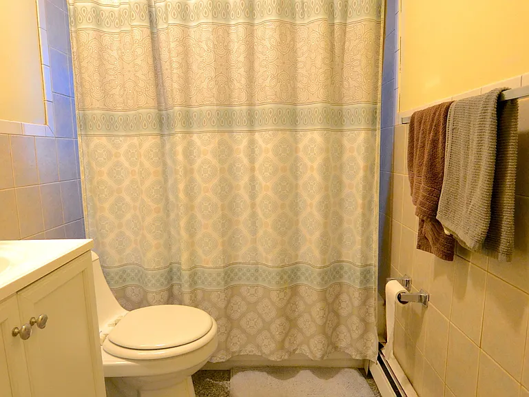 20 Shanley St #R — Photo 6