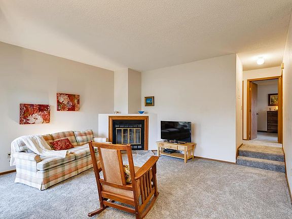 3rd image of 990 Kensington Trl APT 101