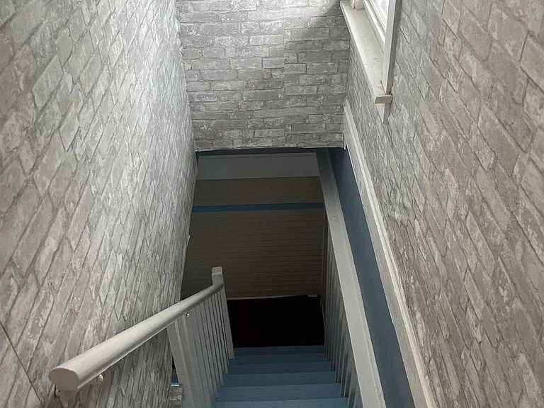 106 N Rosborough Ave #3 — Photo 2