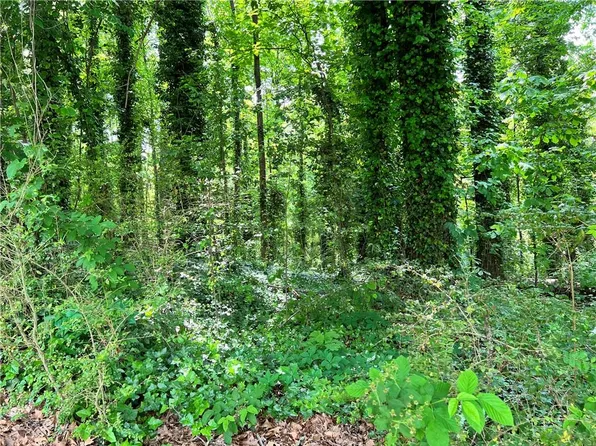 2642 Burton Rd NW, Atlanta, GA 30311