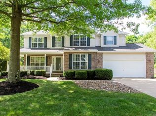 1086 Sugarhouse Ln, Medina, OH 44256