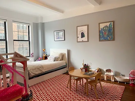 Rented by Compass | media 9