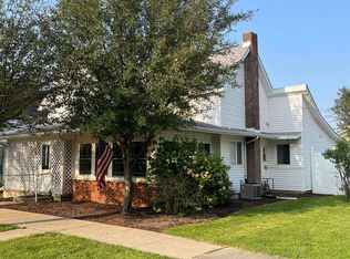 404 N Broadway St, Mentone, IN