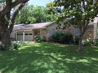 1015 Waverly Dr, Arlington, TX 76015