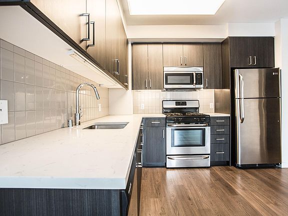 2nd image of 103 Polk St #209