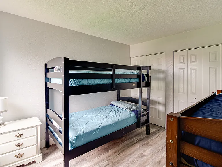 427 W Rich Ave — Photo 8