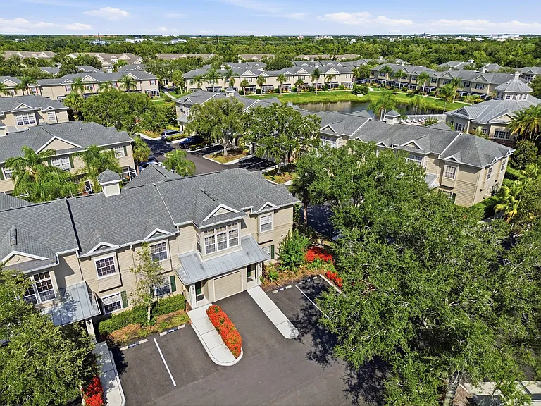 7780 Plantation Cir — Photo 32