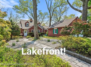 42 Ballard Dr, Ocean, NJ 07712