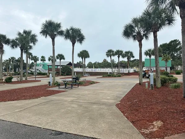 1843 Highway 98 W #48, Carrabelle, FL 32322