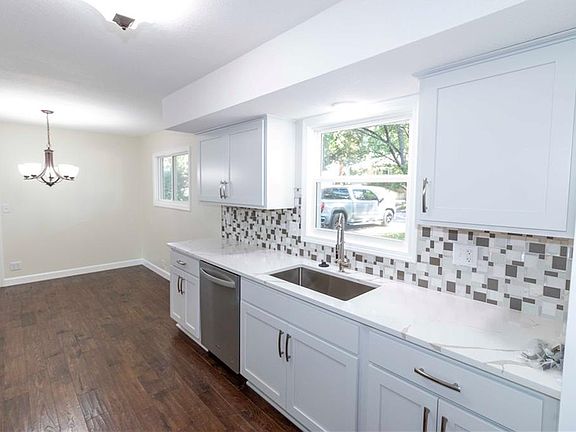 4th image of 3338 Chatham Ave