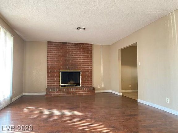 3rd image of 4102 E Twain Ave