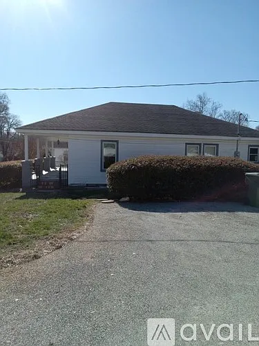 118 Tuckaseege Rd — Photo 3