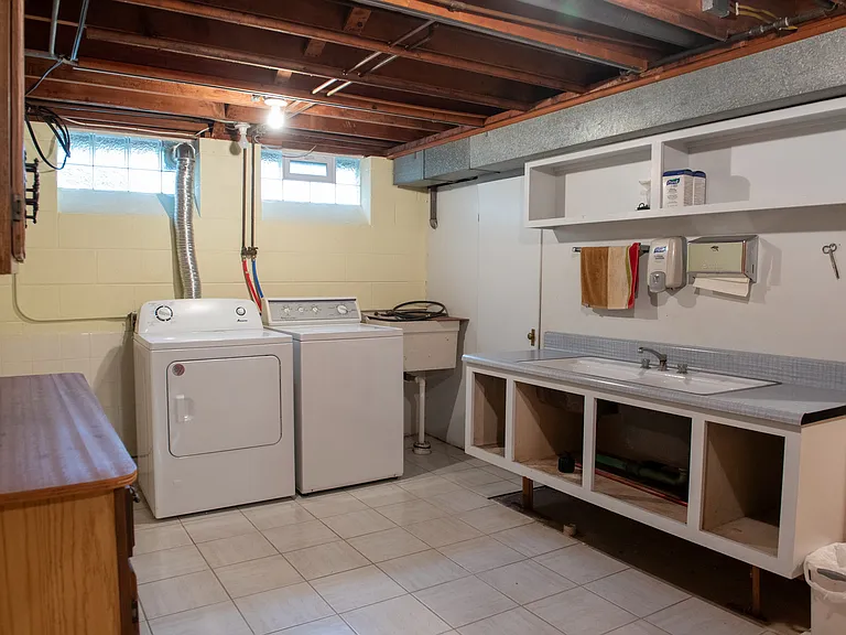 2066 Bradley Rd — Photo 29