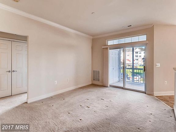 2nd image of 1604 Martha Ct Unit 301