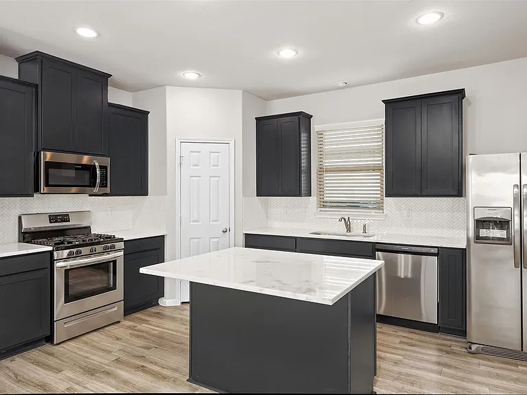 13126 Dancing Reed Dr — Photo 9