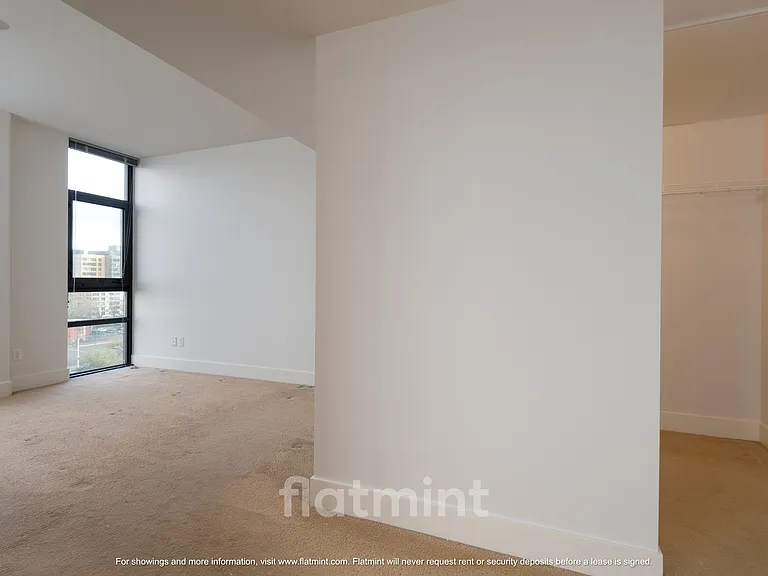 2911 2nd Ave #1106 — Photo 20