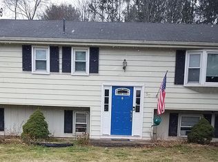 53 Redwood Rd, Manchester, CT 06040