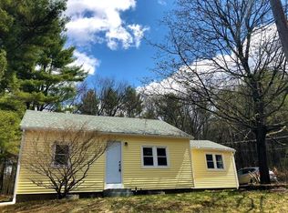 4 Pine Valley Rd, Northampton, MA 01062