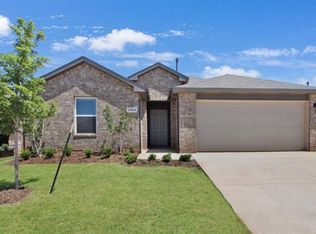 10513 SW 41st Pl, Mustang, OK 73064