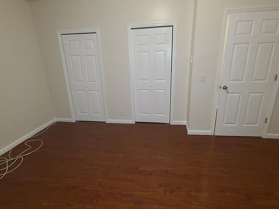 3rd image of 108 Vineyard Ave #6