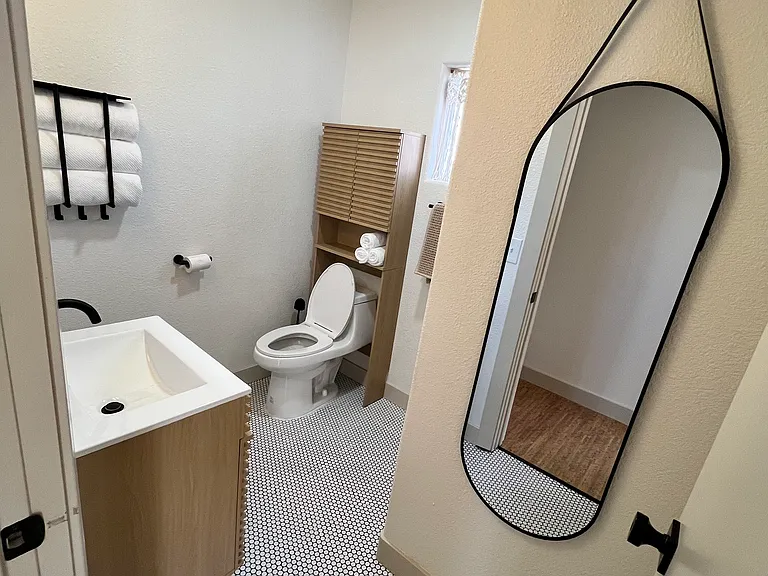 870 Buol Rd #2 — Photo 16