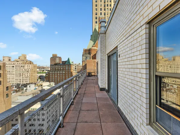 35 East 75th Street image 9 of 9