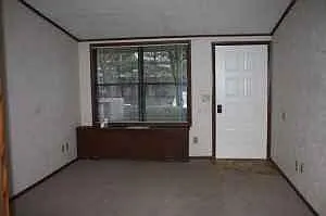 9568 International Dr — Photo 7